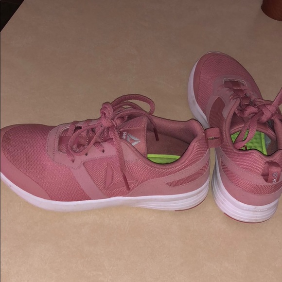 Reebok’s - Picture 3 of 3